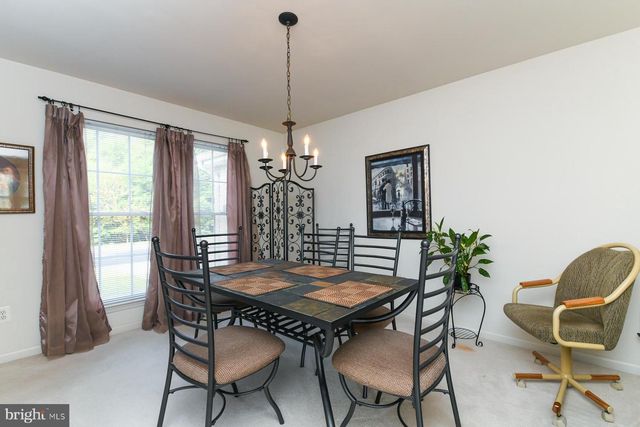 5 BROOKSTONE DR, Sicklerville, NJ 08081
