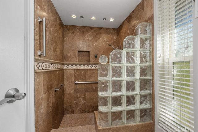 5074 Tero, Laguna Woods, CA 92637