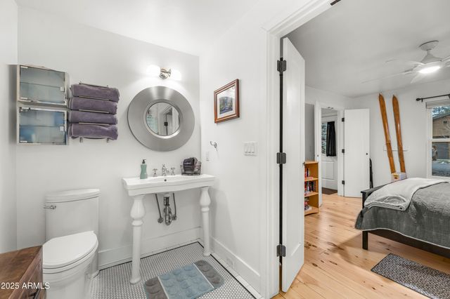 419 KIOWA --, Flagstaff, AZ 86005