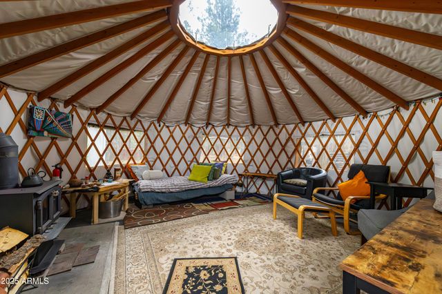 419 KIOWA --, Flagstaff, AZ 86005