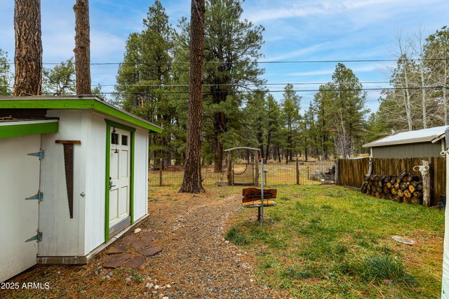 419 KIOWA --, Flagstaff, AZ 86005