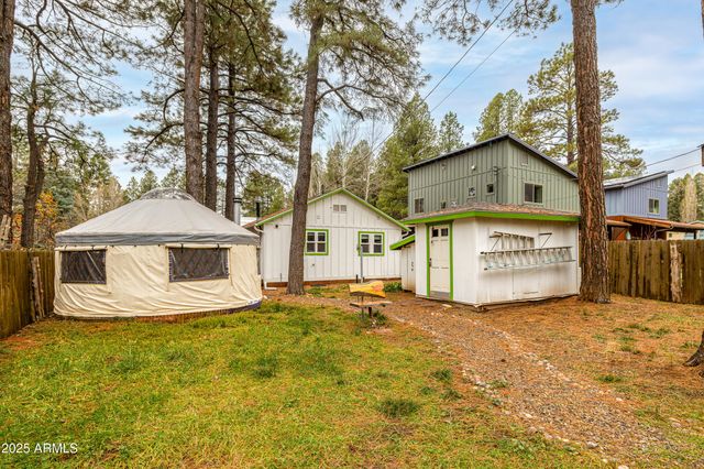 419 KIOWA --, Flagstaff, AZ 86005