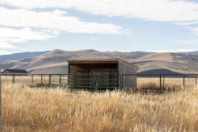 100 S Golden Eagle, Mcallister, MT 59740