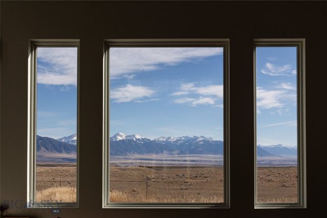 100 S Golden Eagle, Mcallister, MT 59740