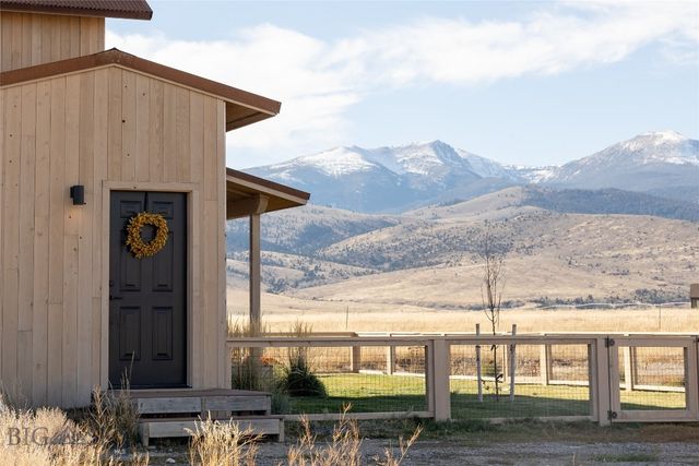 100 S Golden Eagle, Mcallister, MT 59740