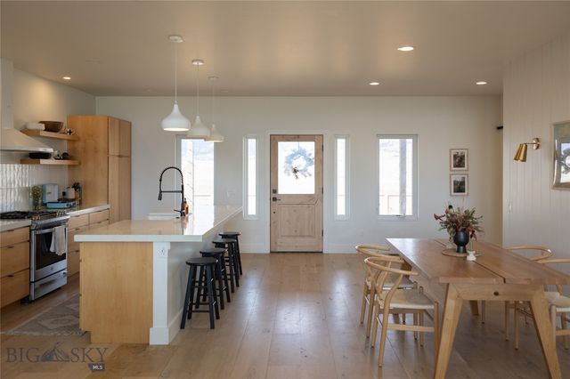 100 S Golden Eagle, Mcallister, MT 59740