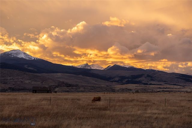 100 S Golden Eagle, Mcallister, MT 59740