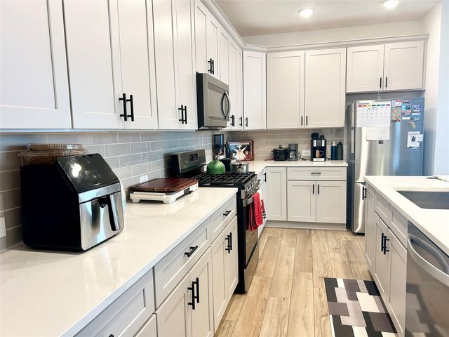 1357 Grass Bend Drive, Katy, TX 77493