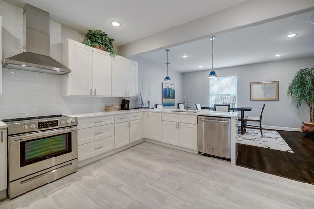2012 Wichita Street, Houston, TX 77004