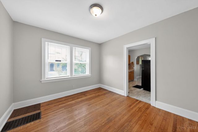 5605 Rhode Island Avenue, Cincinnati, OH 45212