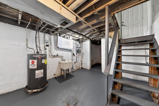 5605 Rhode Island Avenue, Cincinnati, OH 45212