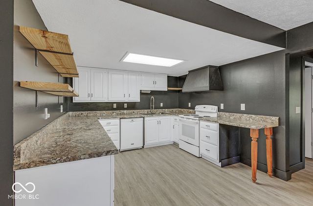 5020 E County Road 100 N, Avon, IN 46123