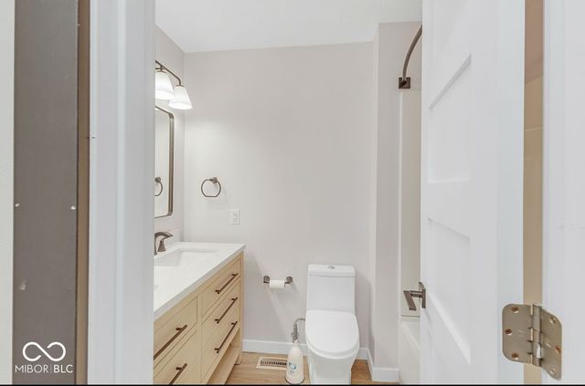 5020 E County Road 100 N, Avon, IN 46123