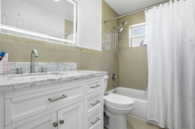 3221 NW 12th Pl, Lauderhill, FL 33311