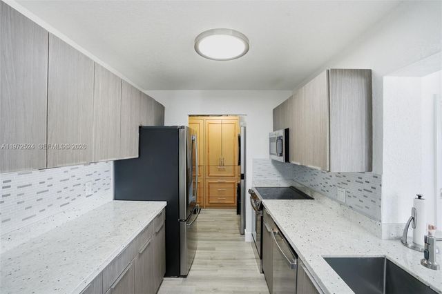 3221 NW 12th Pl, Lauderhill, FL 33311