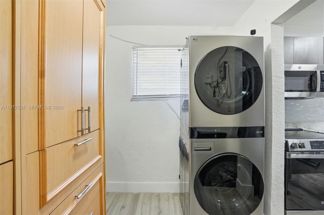 3221 NW 12th Pl, Lauderhill, FL 33311