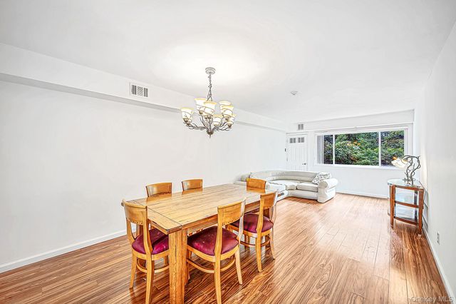 167 Pointe Circle N 167, Coram, NY 11727