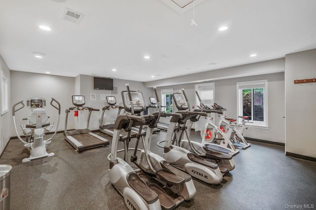 167 Pointe Circle N 167, Coram, NY 11727