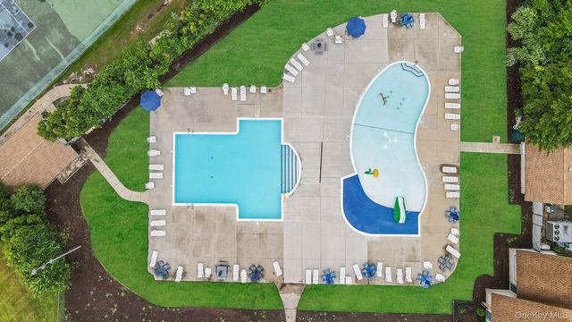 167 Pointe Circle N 167, Coram, NY 11727