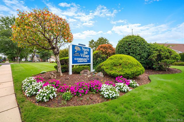 167 Pointe Circle N 167, Coram, NY 11727
