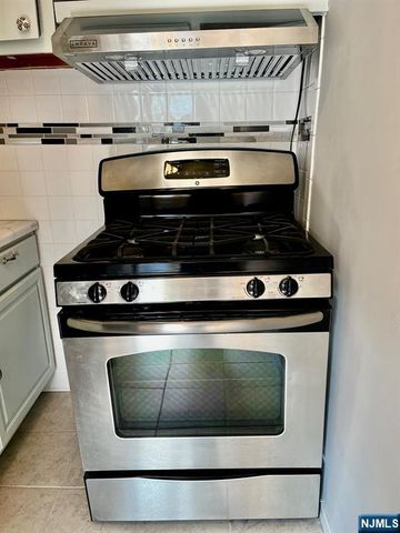 113 Paulison H2, Passaic, NJ 07055