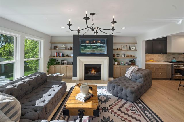 3141 Fairchild Avenue, Minnetonka, MN 55391