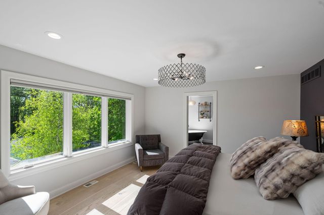 3141 Fairchild Avenue, Minnetonka, MN 55391