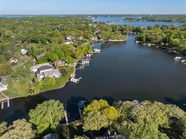 3141 Fairchild Avenue, Minnetonka, MN 55391