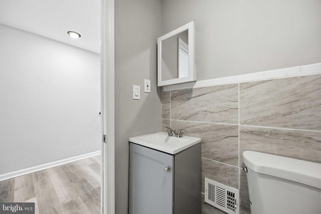 263 W DUVAL ST, Philadelphia, PA 19144
