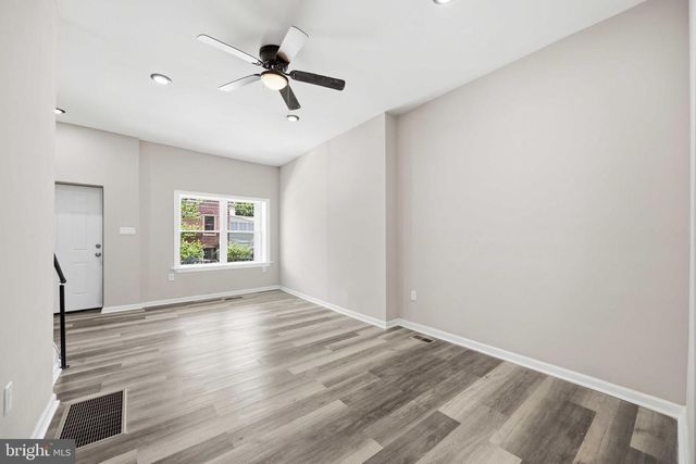 263 W DUVAL ST, Philadelphia, PA 19144