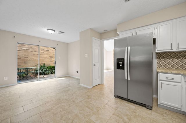 3330 Beech Point Drive, Houston, TX 77345