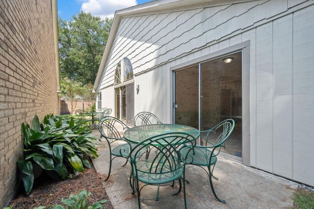 3330 Beech Point Drive, Houston, TX 77345