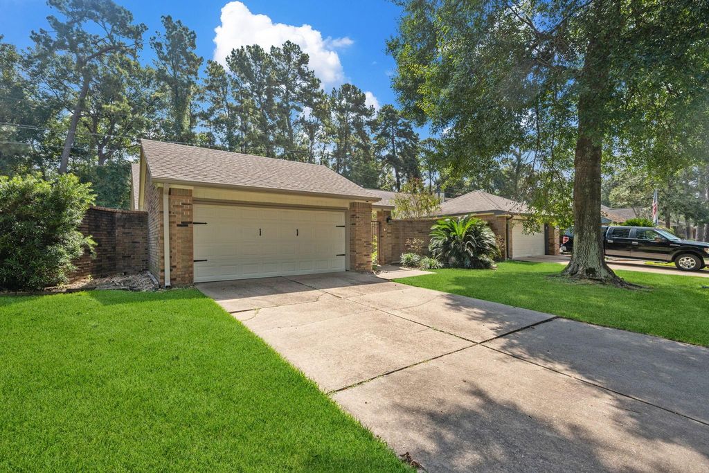 3330 Beech Point Drive, Houston, TX 77345