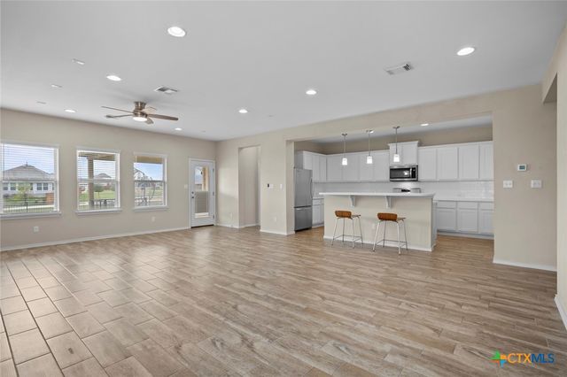 104 Cypress Hills, San Marcos, TX 78666