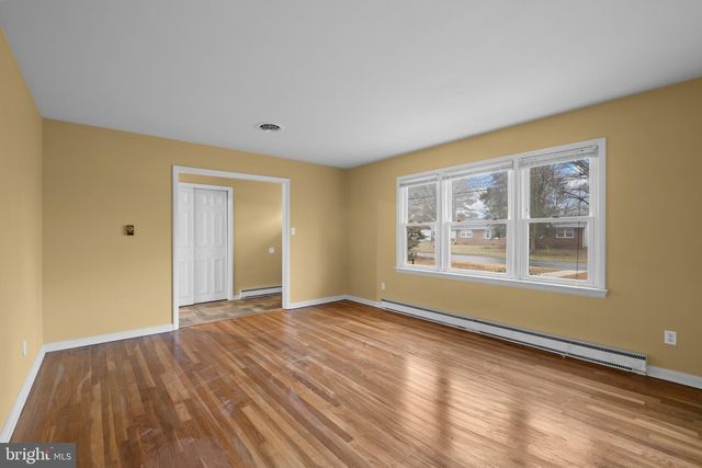 1517 LAVALE TER, Salisbury, MD 21804