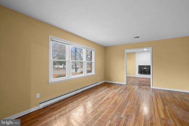 1517 LAVALE TER, Salisbury, MD 21804