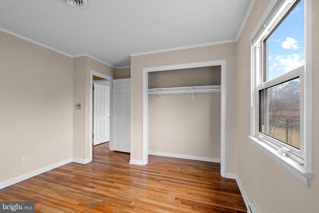 1517 LAVALE TER, Salisbury, MD 21804