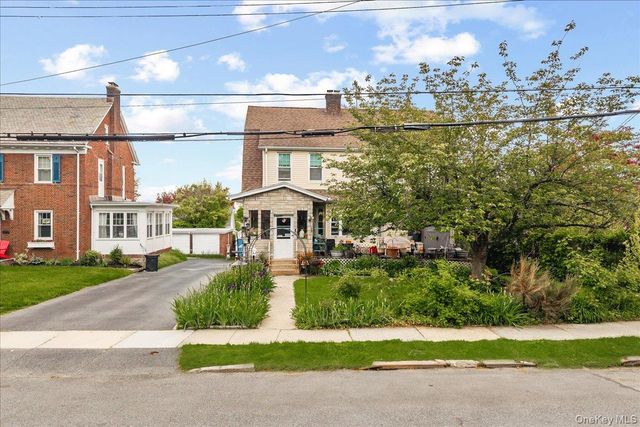 27 Faneuil Place, New Rochelle, NY 10801