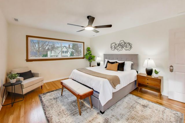 403 Dalton Avenue, Mundelein, IL 60060