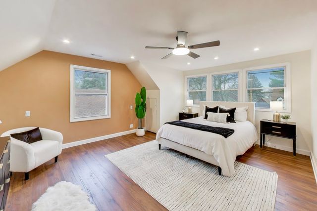 403 Dalton Avenue, Mundelein, IL 60060