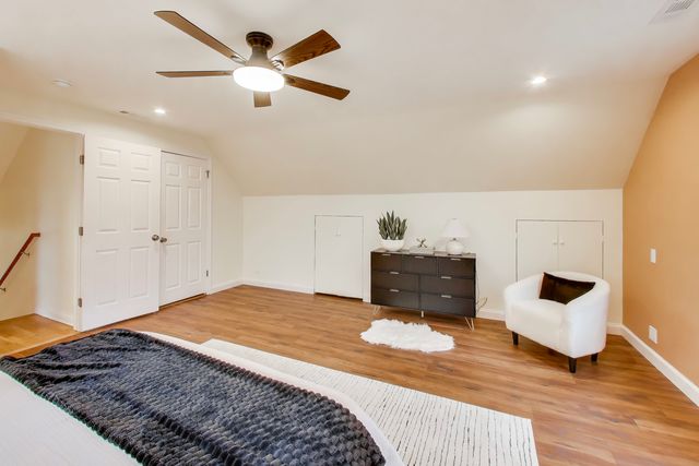 403 Dalton Avenue, Mundelein, IL 60060