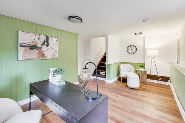 403 Dalton Avenue, Mundelein, IL 60060