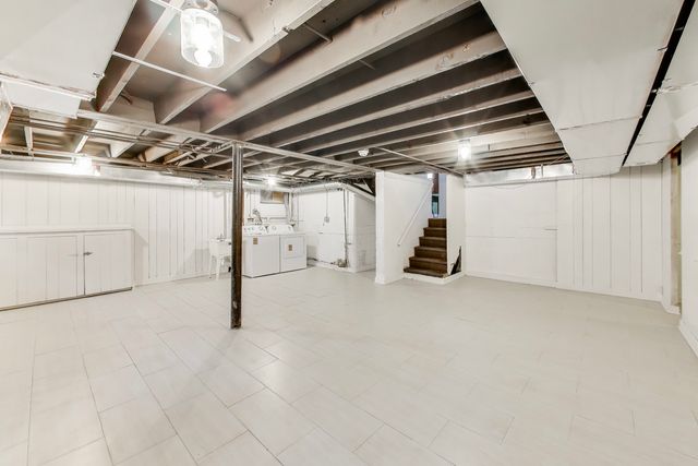 403 Dalton Avenue, Mundelein, IL 60060