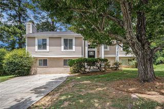 2039 RAINTREE, Lithonia, GA 30058