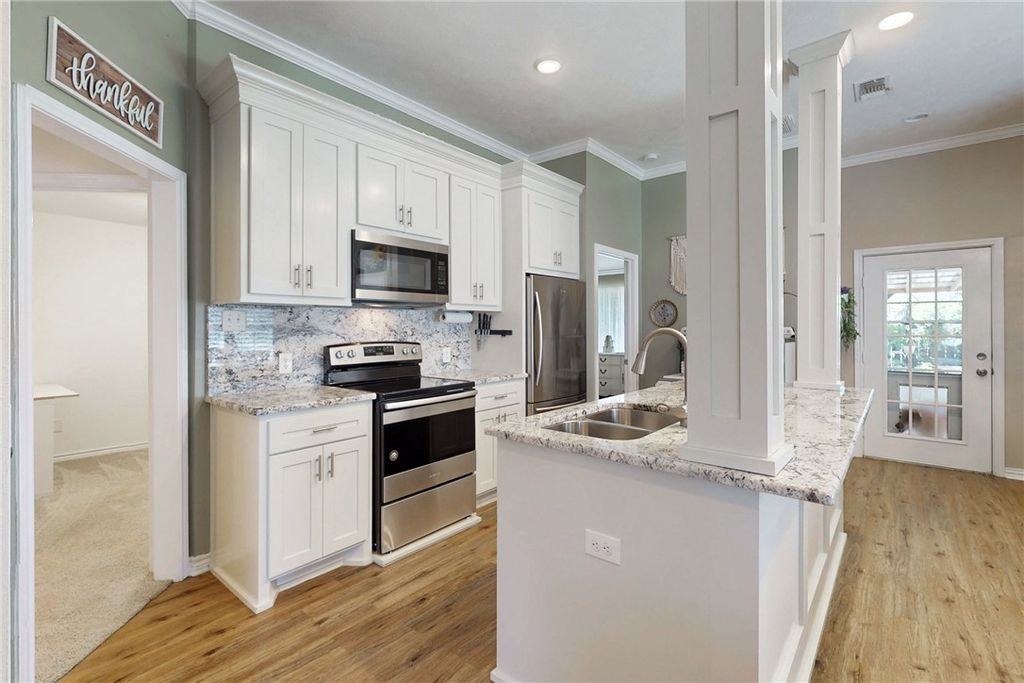 703 Meadow Brook Drive, Caldwell, TX 77836 — photo 5