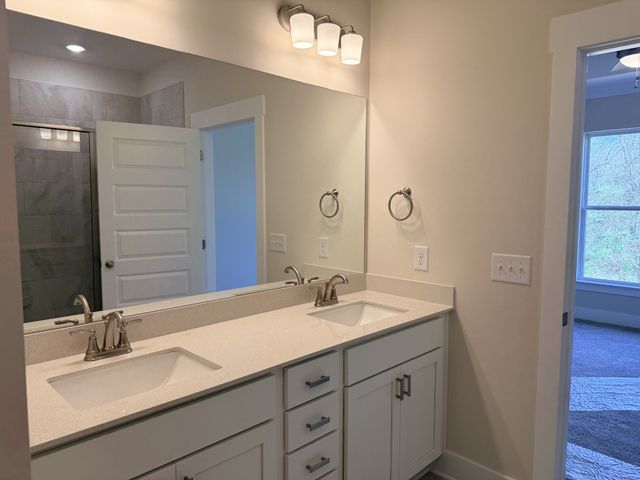 1206 Anson St, Gallatin, TN 37066