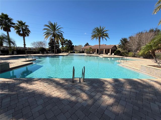 1075 WAX MYRTLE AVENUE, Minneola, FL 34715