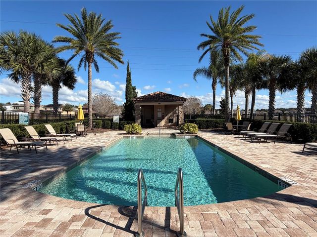 1075 WAX MYRTLE AVENUE, Minneola, FL 34715