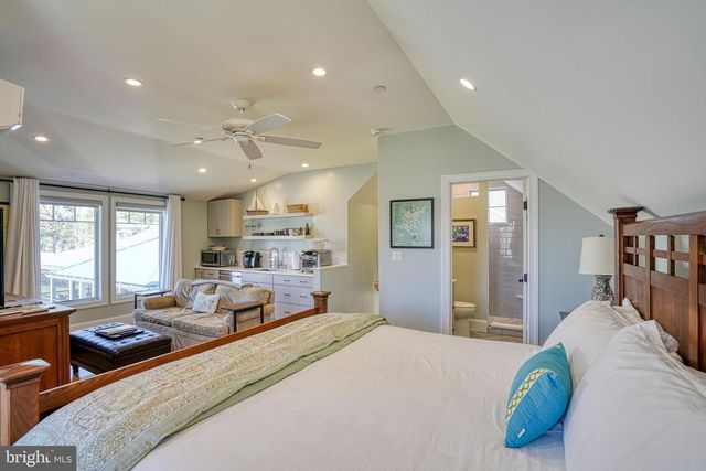 303 MANOR, Saint Michaels, MD 21663