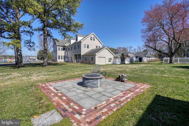 303 MANOR, Saint Michaels, MD 21663